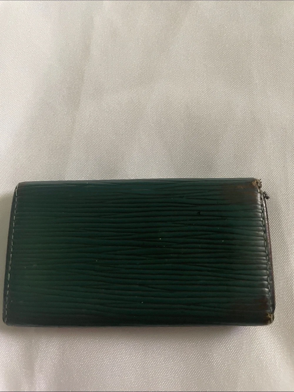 Louis Vuitton compact louis